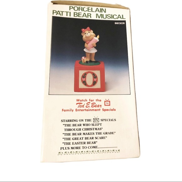 Vintage Ted E. Bear Patti Bear Christmas Music Box with Original Box - Picture 4 of 10